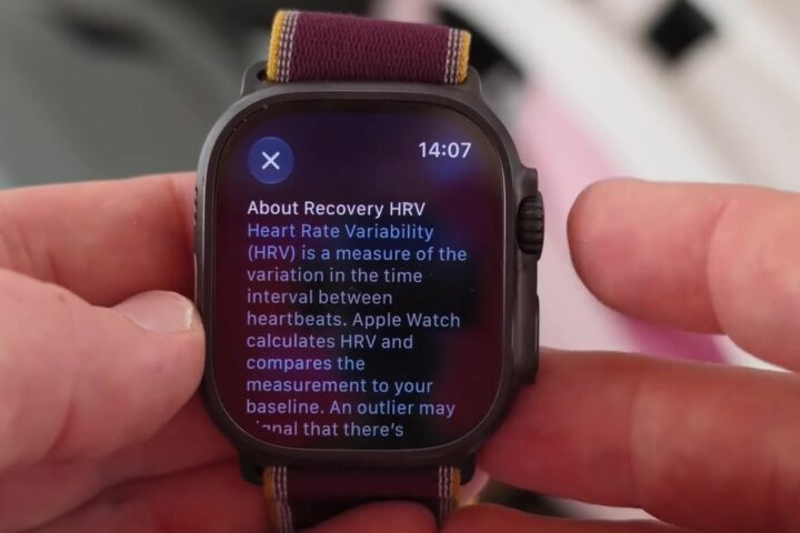 De Apple Watch Ultra 4 met een scherm over herstel en hartslagvariabiliteit