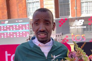 Bashir Abdi in een interview na de marathon van Londen 2022, still uit een video van LetsRun