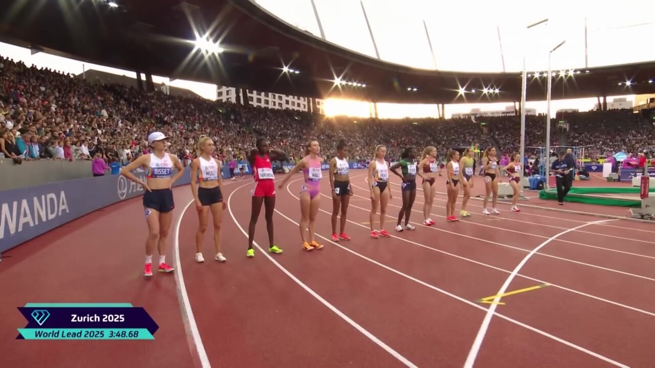 Atletes aan de start van de 1500 meter tijdens de Diamond League-finale in Zürich in 2025